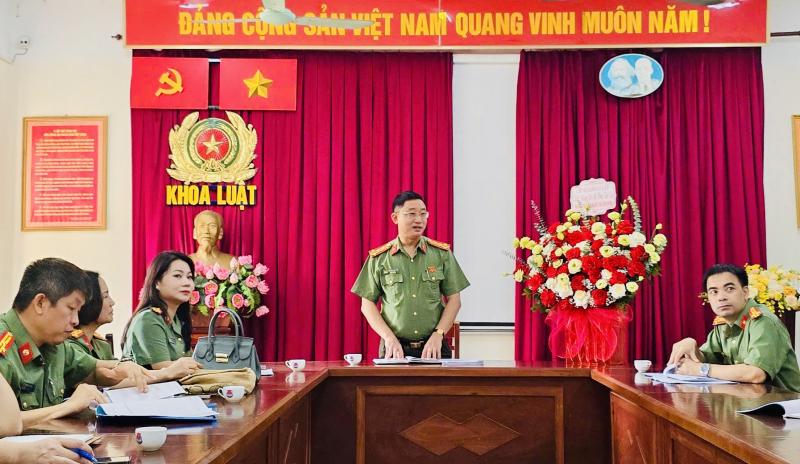 Hưởng ứng Ngày Pháp luật Việt Nam 9/11: Lan tỏa ý thức sống và làm việc theo Hiến pháp và pháp luật