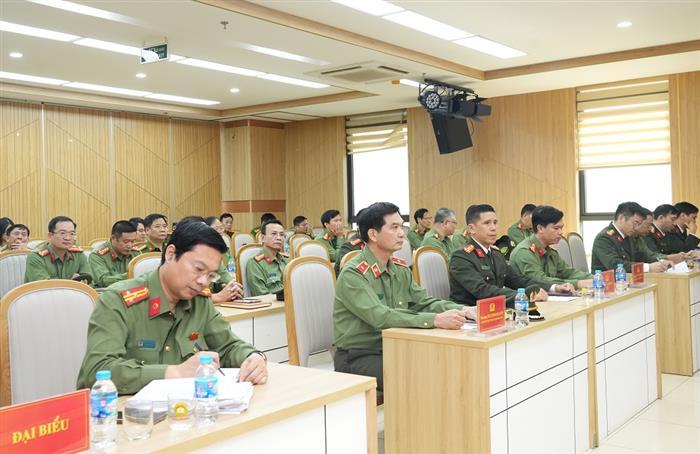 Bế giảng lớp bồi dưỡng kiến thức quốc phòng và an ninh đối tượng 2 trong CAND Khóa I mở tại Học viện