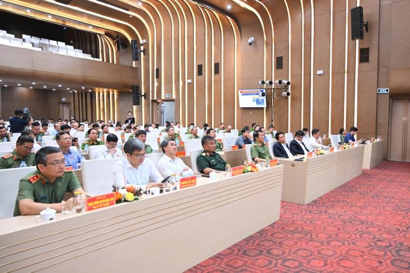 Xây dựng thế trận an ninh nhân dân vững chắc trên không gian mạng