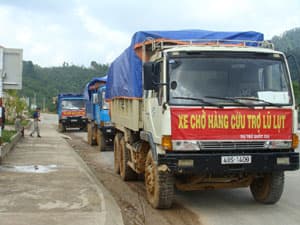 Dốc sức thông đường, cứu đói