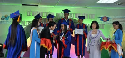Những gợi mở từ mô hình một đại học “năm sao” (bài 2)