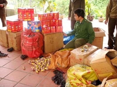 Triệt tiêu tận gốc pháo lậu