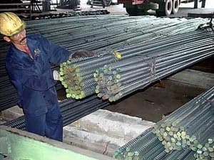 Thép xây dựng tăng giá và sẽ cạnh tranh khốc liệt
