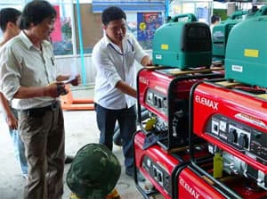 Hàng điện máy “sốt” vì nắng nóng
