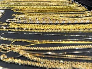 Vàng tăng cao do lo ngại lạm phát trên toàn cầu