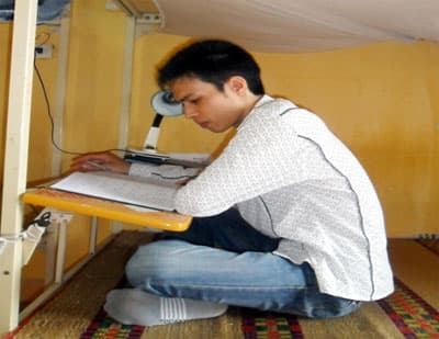 Chắp cánh giấc mơ tới trường