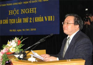 Vận động nhân dân thực hiện các giải pháp phát triển kinh tế-xã hội