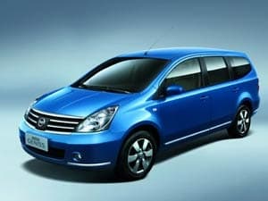 Nissan bắt đầu bán xe Grand Litvina tại Việt Nam