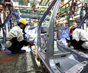 Loay hoay tìm dòng xe chiến lược