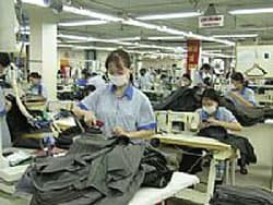 Dệt may, đồ gỗ quay lại chinh phục thị trường nội địa