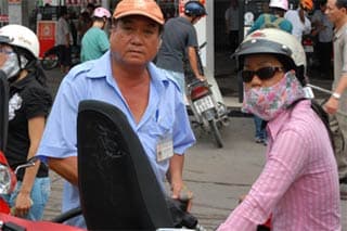 Chưa giảm giá xăng, dầu