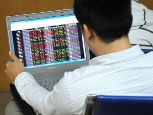 Các nhà tạo lập “gặp khó” khi dẫn dắt thị trường