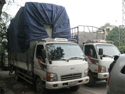 Bắt giữ 6 xe ô tô tải chở hơn 40 tấn hàng lậu