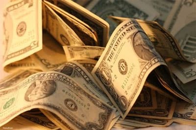 Đồng tiền nào sẽ thay thế vị trí đồng USD?
