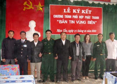 Quân - dân gắn bó nơi chót vót Kỳ Sơn