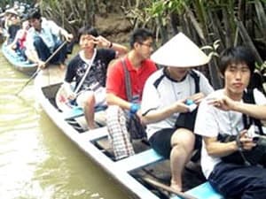 700 du khách Nhật Bản đến Việt Nam từ sau thảm họa động đất, sóng thần