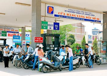 Giữ nguyên giá bán xăng dầu