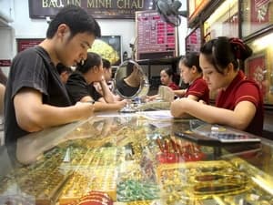 Vàng tăng giá lên mức 43,72 triệu đồng mỗi lượng