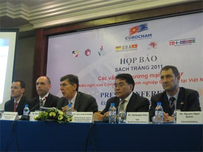 Việt Nam đạt nhiều tiến bộ trong cải thiện khung pháp lý và hạ tầng