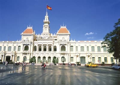 Bảo đảm mục tiêu tăng trưởng và an sinh xã hội