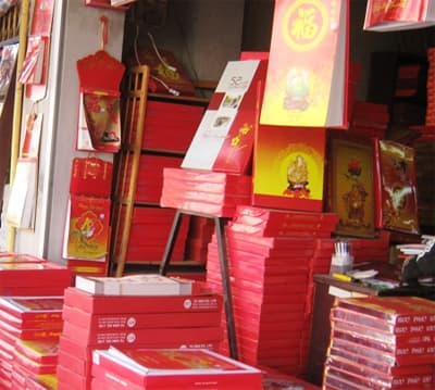 Thị trường lịch sôi động trở lại