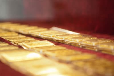 Nhiều bất thường trên thị trường vàng