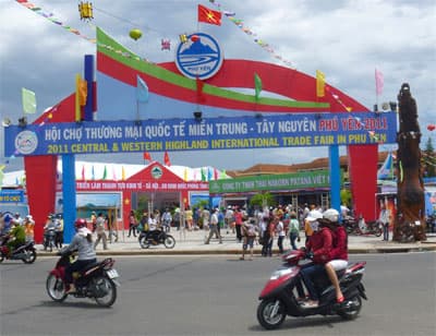 Khai mạc hội chợ thương mại quốc tế miền Trung – Tây Nguyên