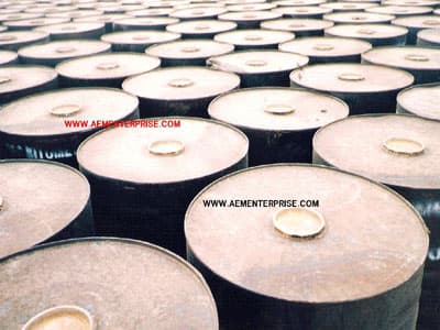 Giá dầu thế giới vượt 120USD/thùng