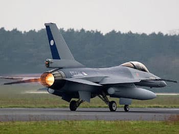 Hà Lan tiếp tục chuyển giao chiến đấu cơ F-16 cho Chile