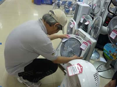 Hàng chống nóng bình dân đắt hàng dù tăng giá 25%