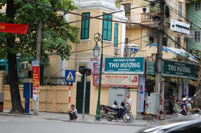 Bát nháo hoạt động tiếp thị thuốc thảo dược