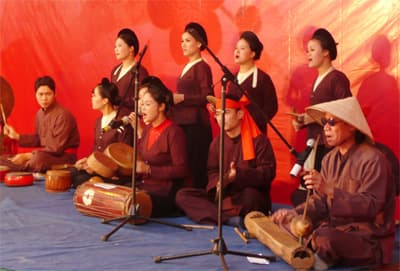 Ngăn ngừa hiểm họa “xâm lăng văn hóa”