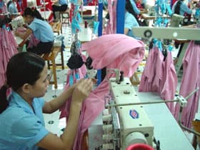 Thời trang Việt Nam vào sân chơi châu Á