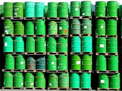 Giá dầu châu Á lùi về ngưỡng 74 USD mỗi thùng