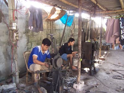 Thách thức ở làng dũa Đại Phu