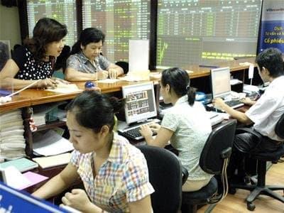 Khối lượng giao dịch giảm mạnh