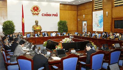 Chính phủ đề ra 8 nhiệm vụ và giải pháp trọng tâm