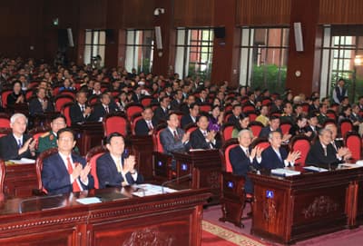 Ủng hộ việc sửa đổi, bổ sung Hiến pháp năm 1992
