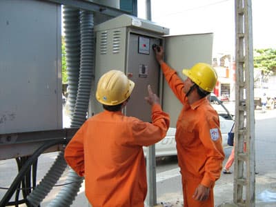 EVN có thể điều chỉnh giá bán điện tăng trên 5% theo thông số đầu vào cơ bản