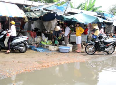 Nhiều chợ gây bức xúc
