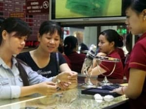 Vàng trong nước tiếp đà giảm, còn 46,39 triệu đồng