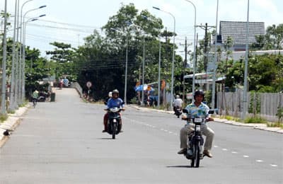 Đất nở hoa trên quê hương cách mạng