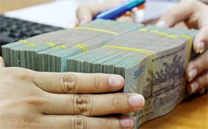Nợ xấu của ngân hàng đang kìm hãm sức cầu nội địa