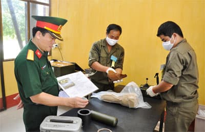 “Lớp anh trước, lớp em sau…”