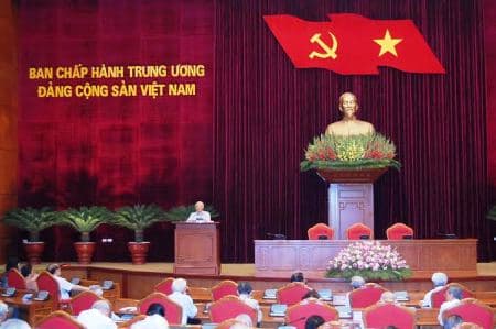 Bộ Chính trị gặp mặt cán bộ lãnh đạo cấp cao đã nghỉ hưu khu vực phía Bắc