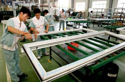Sản phẩm công nghiệp tồn kho vẫn ở mức cao