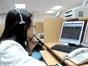 Bốn mã chứng khoán đầu tiên công bố lãi nghìn tỷ