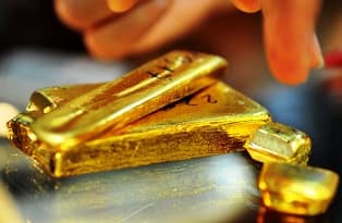 Phiên cuối tuần giá vàng bật tăng cao