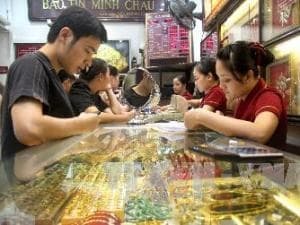Vàng giảm 850.000 đồng sau một tuần giao dịch