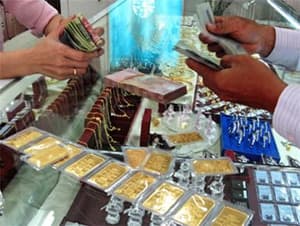 Giá vàng tăng lên 1.369,9 USD/oz